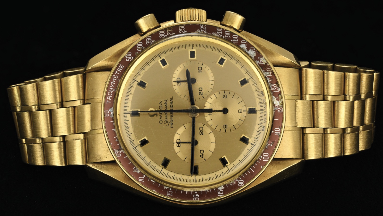 Neil Armstrong’s Perfect UK 18K Gold Replica Omega Speedmaster Watches Heads To Auction